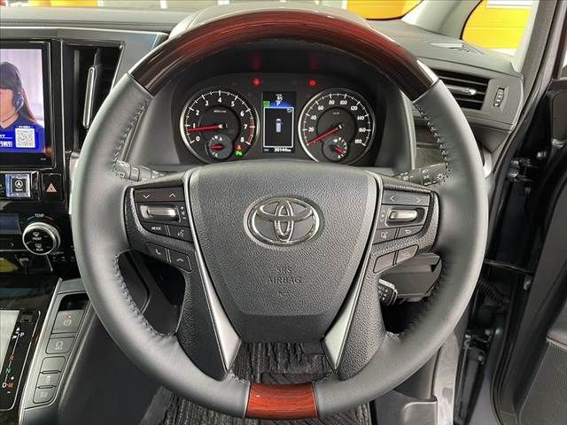 TOYOTA VELLFIRE 2015 Image 31