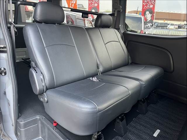 NISSAN NV350 CARAVAN 2021 Image 31