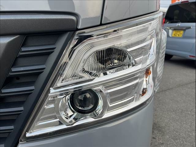 NISSAN NV350 CARAVAN 2021 Image 31