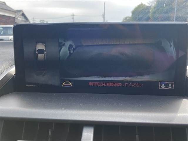 TOYOTA LEXUS NX300 2017 Image 31