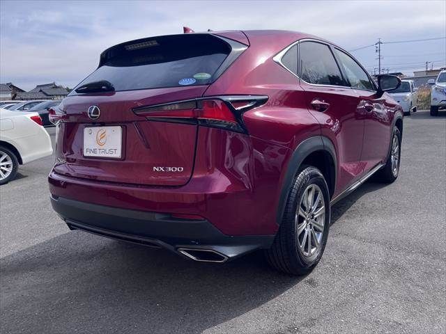 TOYOTA LEXUS NX300 2017 Image 31