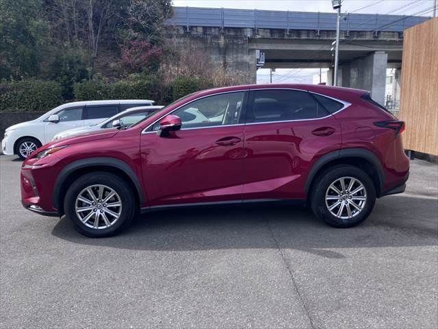 TOYOTA LEXUS NX300 2017 Image 31
