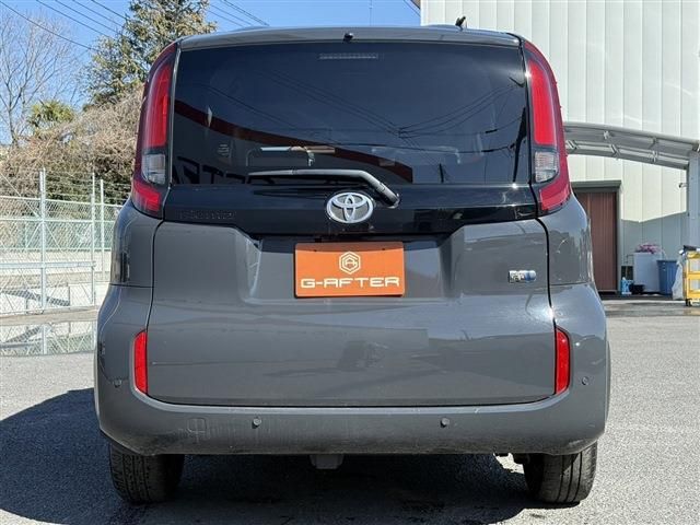 TOYOTA SIENTA HYBRID 2023 Image 31