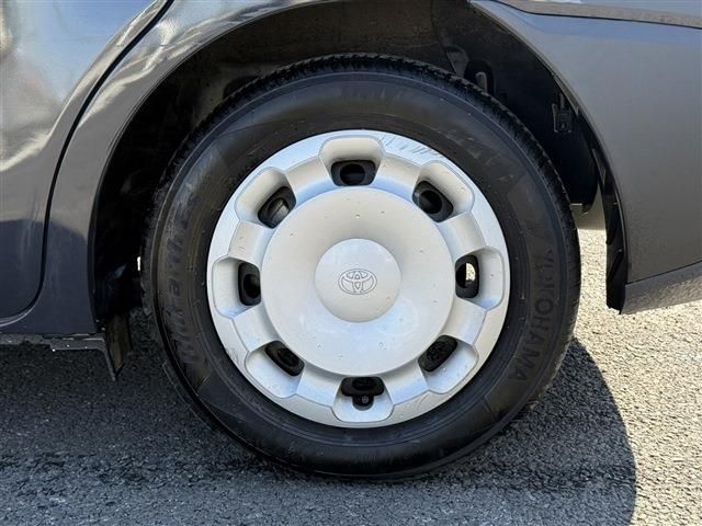 TOYOTA SIENTA HYBRID 2023 Image 31