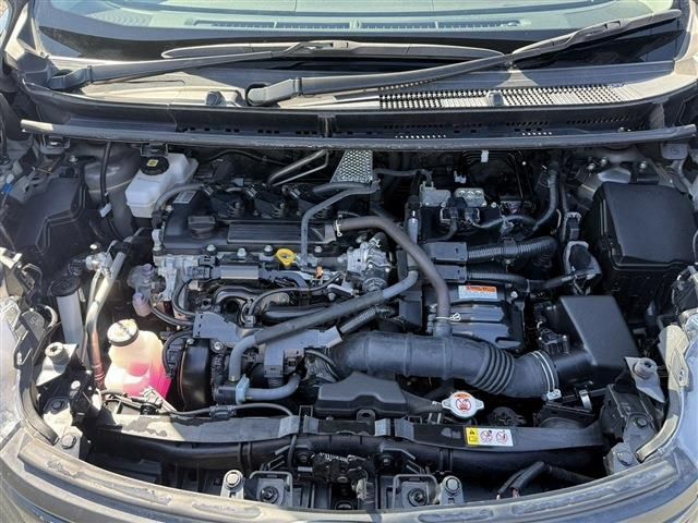 TOYOTA SIENTA HYBRID 2023 Image 31