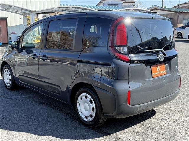 TOYOTA SIENTA HYBRID 2023 Image 31