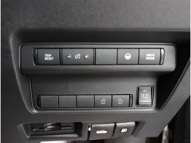 NISSAN SERENA  WG 2025 Image 31