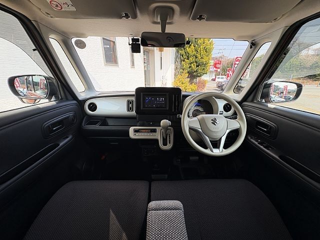 SUZUKI WAGON R SMILE 2023 Image 31