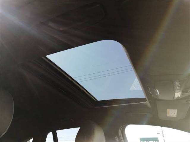 MERCEDES BENZ EQC 2021 Image 31