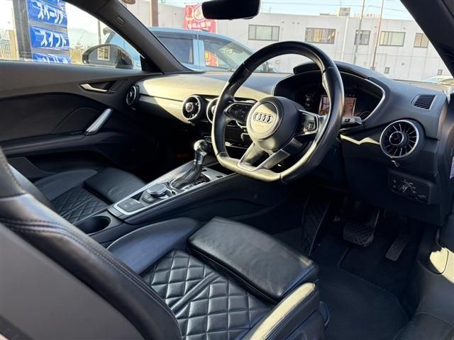 AUDI TT COUPE 2015 Image 31