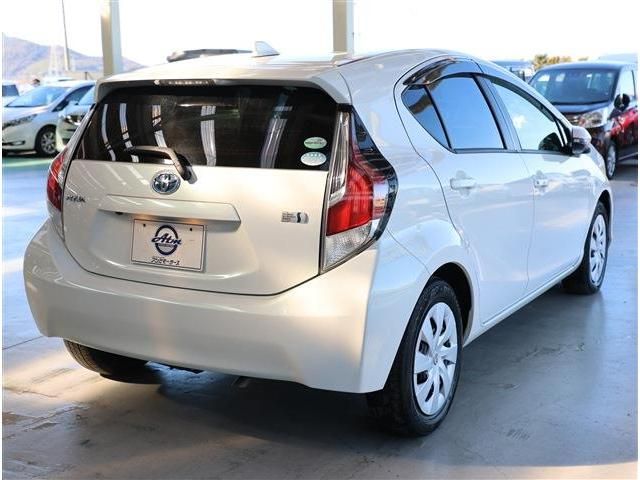 TOYOTA AQUA 2017 Image 31