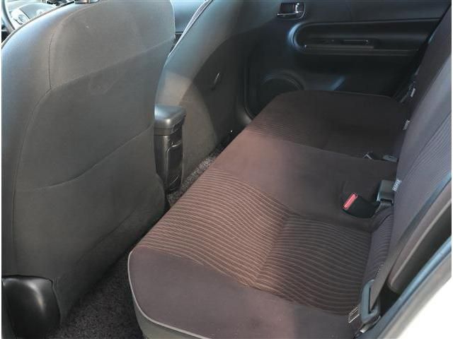 TOYOTA AQUA 2017 Image 31