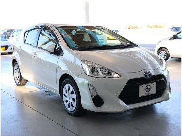 TOYOTA AQUA 2017 Image 31