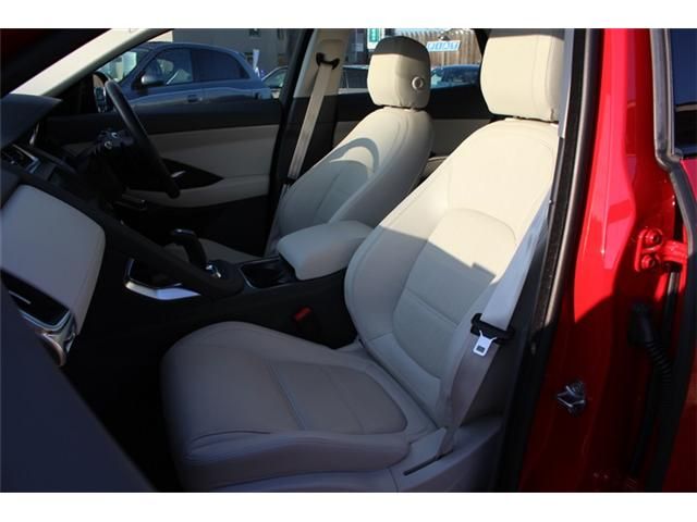 JAGUAR E-PACE 2020 Image 31