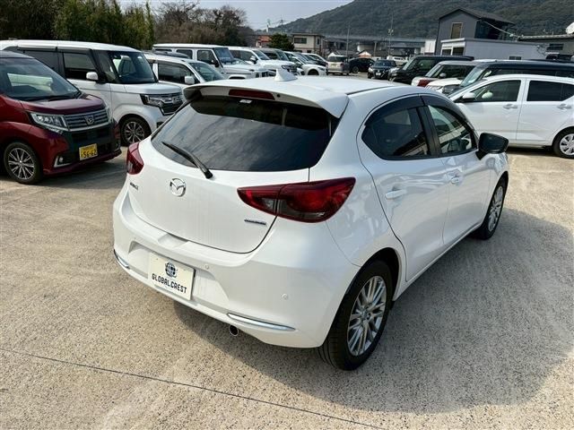 MAZDA 2 2019 Image 31