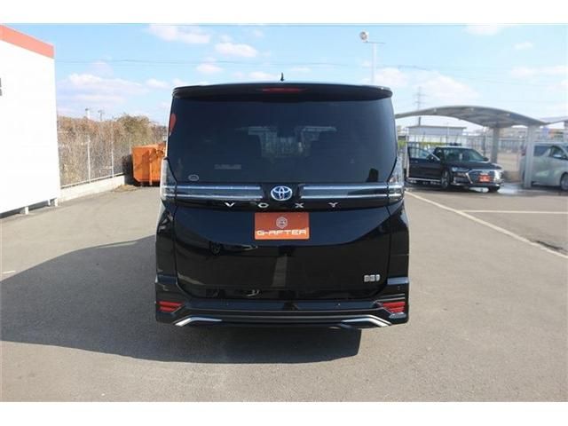 TOYOTA VOXY HYBRID 2022 Image 31