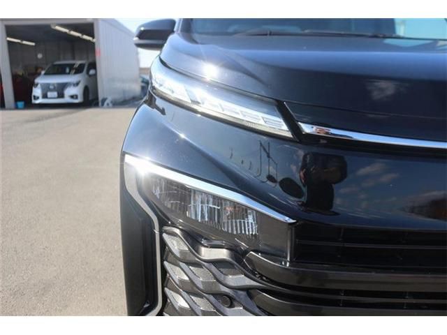 TOYOTA VOXY HYBRID 2022 Image 31