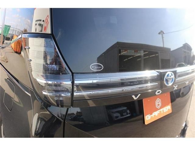 TOYOTA VOXY HYBRID 2022 Image 31