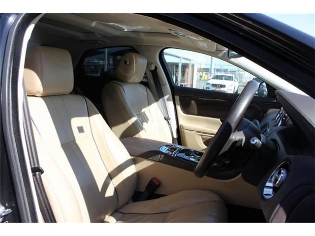 JAGUAR XJSERIES SEDA 2017 Image 31