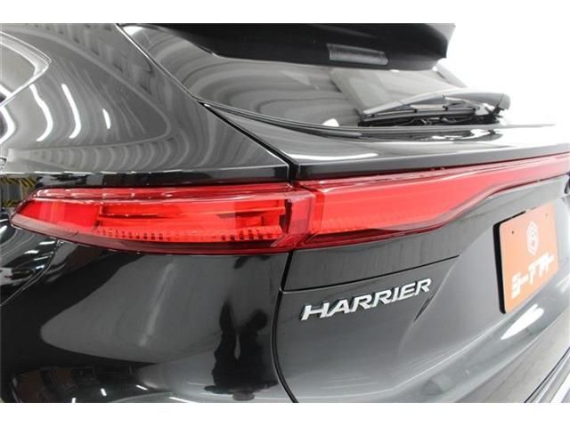 TOYOTA HARRIER HYBRID 2021 Image 31
