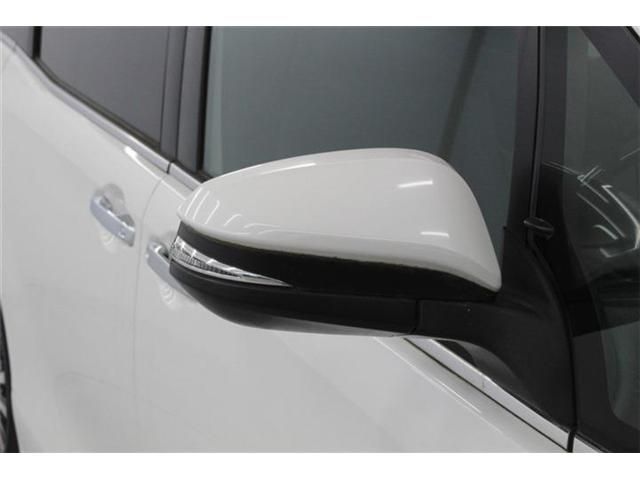 TOYOTA ESQUIRE HYBRID 2018 Image 31