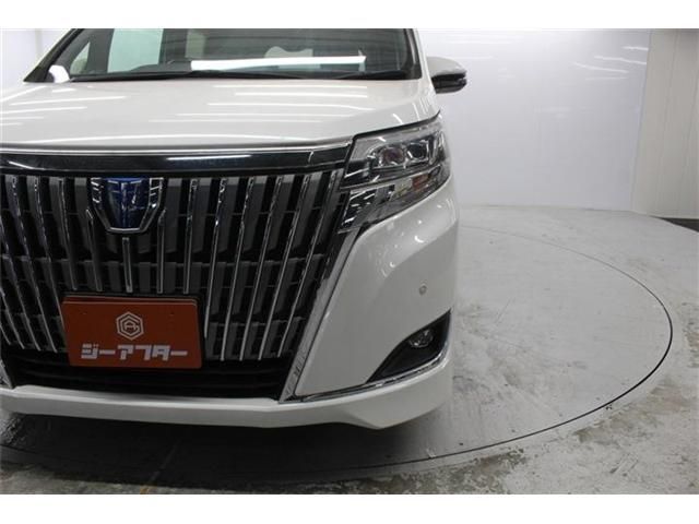 TOYOTA ESQUIRE HYBRID 2018 Image 31