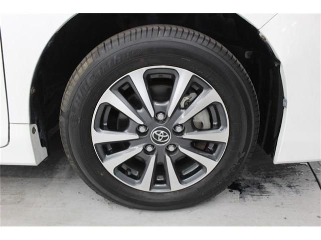 TOYOTA ESQUIRE HYBRID 2018 Image 31