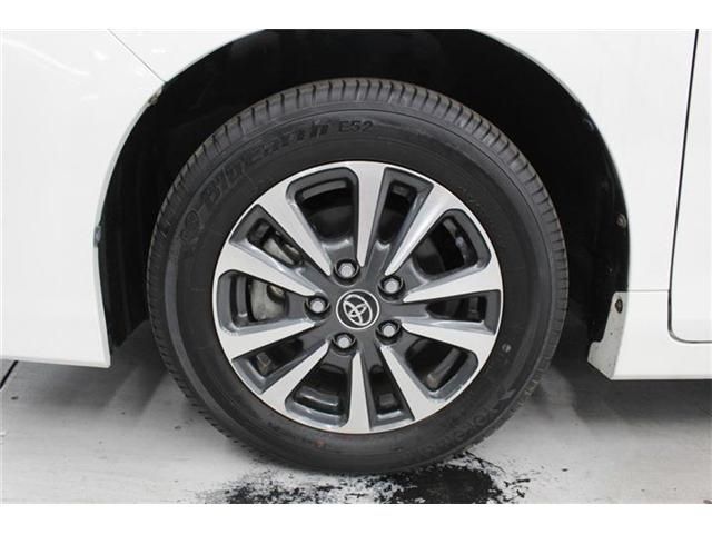 TOYOTA ESQUIRE HYBRID 2018 Image 31