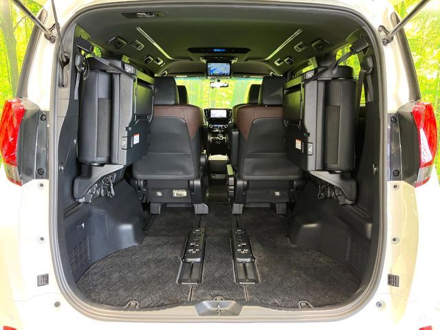 TOYOTA ALPHARD 2017 Image 31