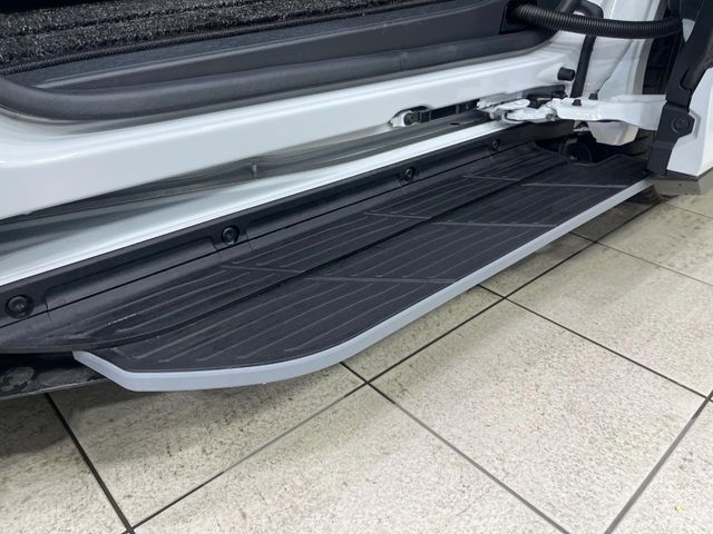 TOYOTA VOXY HYBRID 2025 Image 31