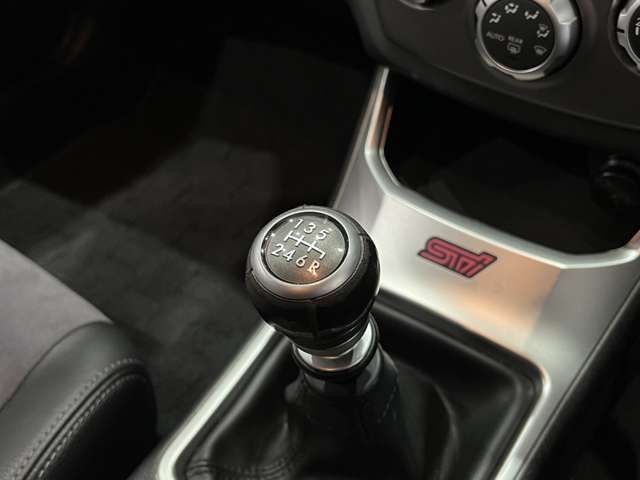 SUBARU IMPREZA WRX 5DOOR 2009 Image 31