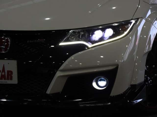 HONDA CIVIC HATCHBACK 2016 Image 31