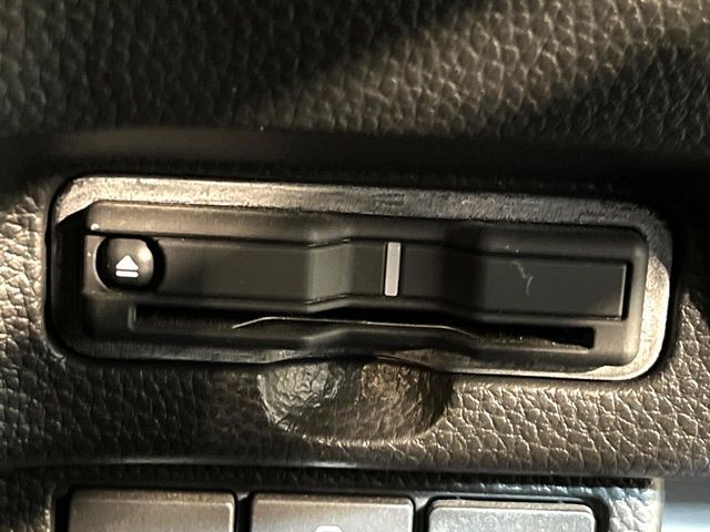 HONDA N BOX CUSTOM 2021 Image 31