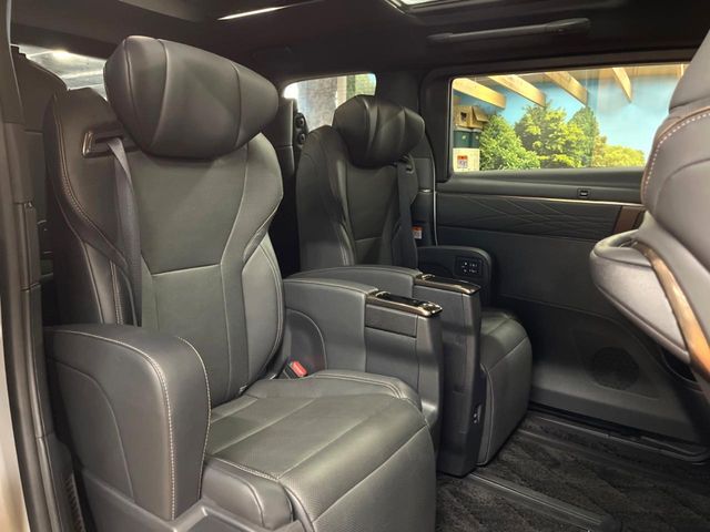 TOYOTA ALPHARD 2024 Image 31