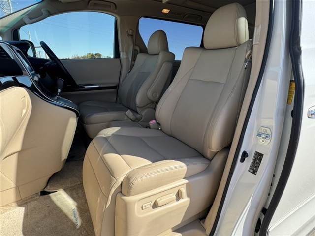 TOYOTA VELLFIRE 2014 Image 31