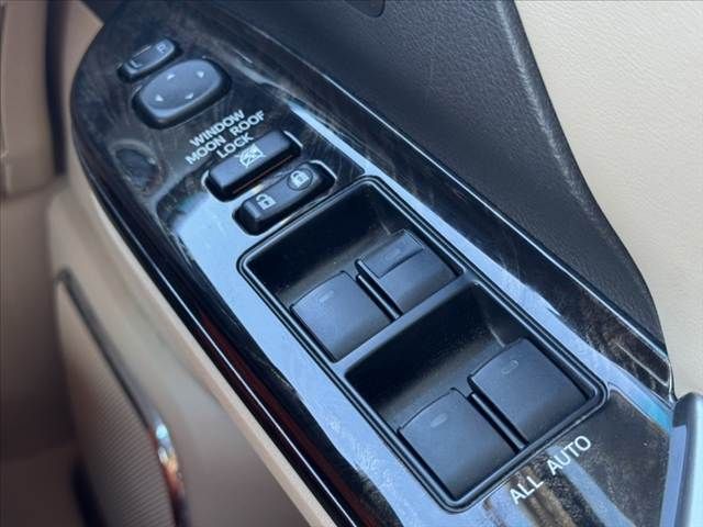 TOYOTA VELLFIRE 2014 Image 31