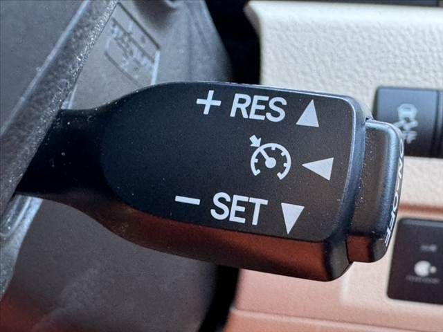 TOYOTA VELLFIRE 2014 Image 31