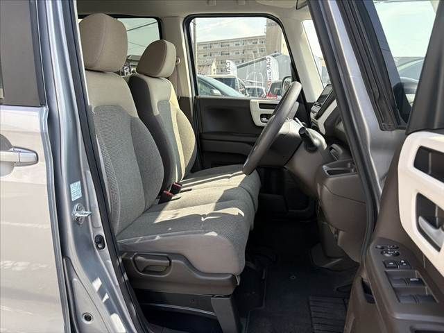 HONDA N BOX 2022 Image 31