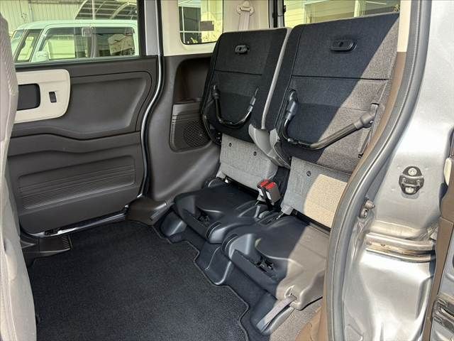 HONDA N BOX 2022 Image 31