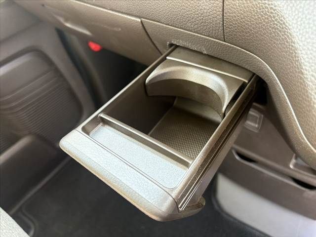 HONDA N BOX 2022 Image 31