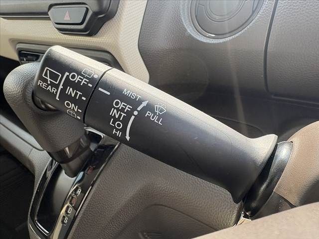 HONDA N BOX 2022 Image 31