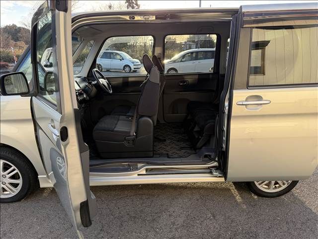 DAIHATSU TANTO CUSTOM 2010 Image 31