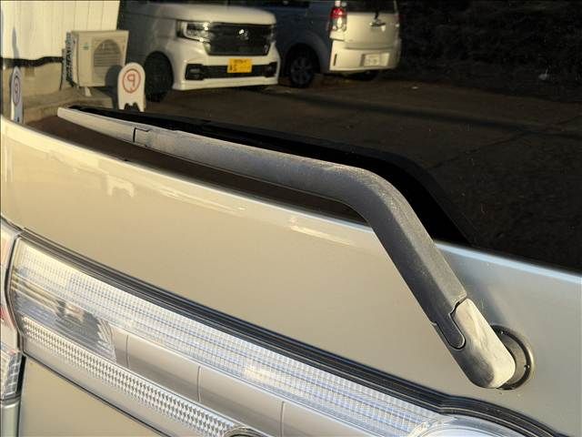 DAIHATSU TANTO CUSTOM 2010 Image 31