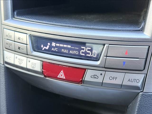 SUBARU LEGACY B4 2011 Image 31