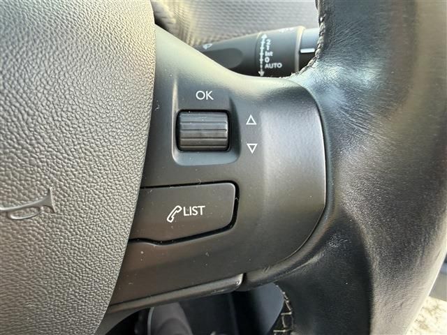 PEUGEOT 2008 2018 Image 31