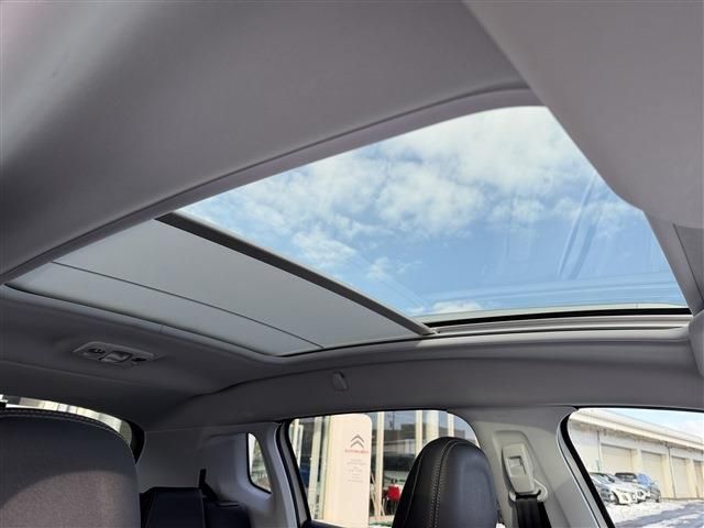 PEUGEOT 2008 2018 Image 31