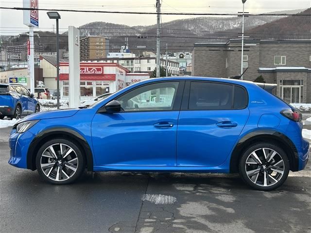 PEUGEOT 208 2020 Image 31