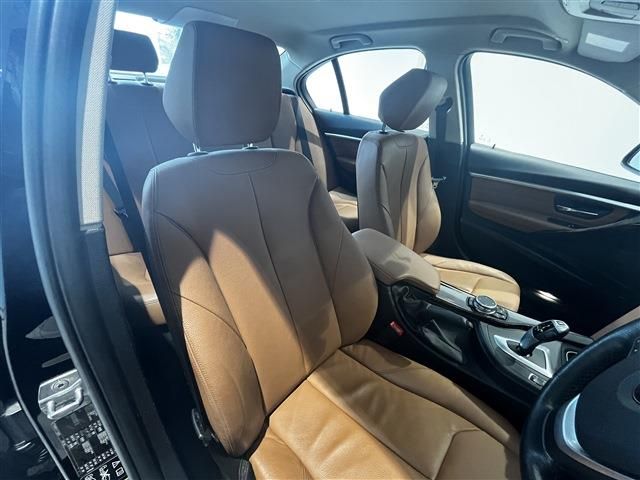 BMW 3SERIES SEDAN 2017 Image 31