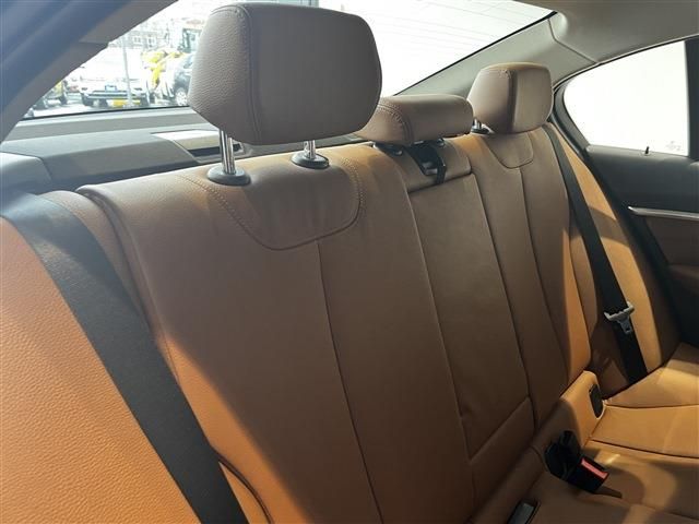 BMW 3SERIES SEDAN 2017 Image 31