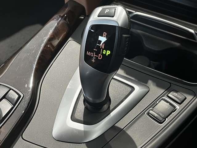 BMW 3SERIES SEDAN 2017 Image 31